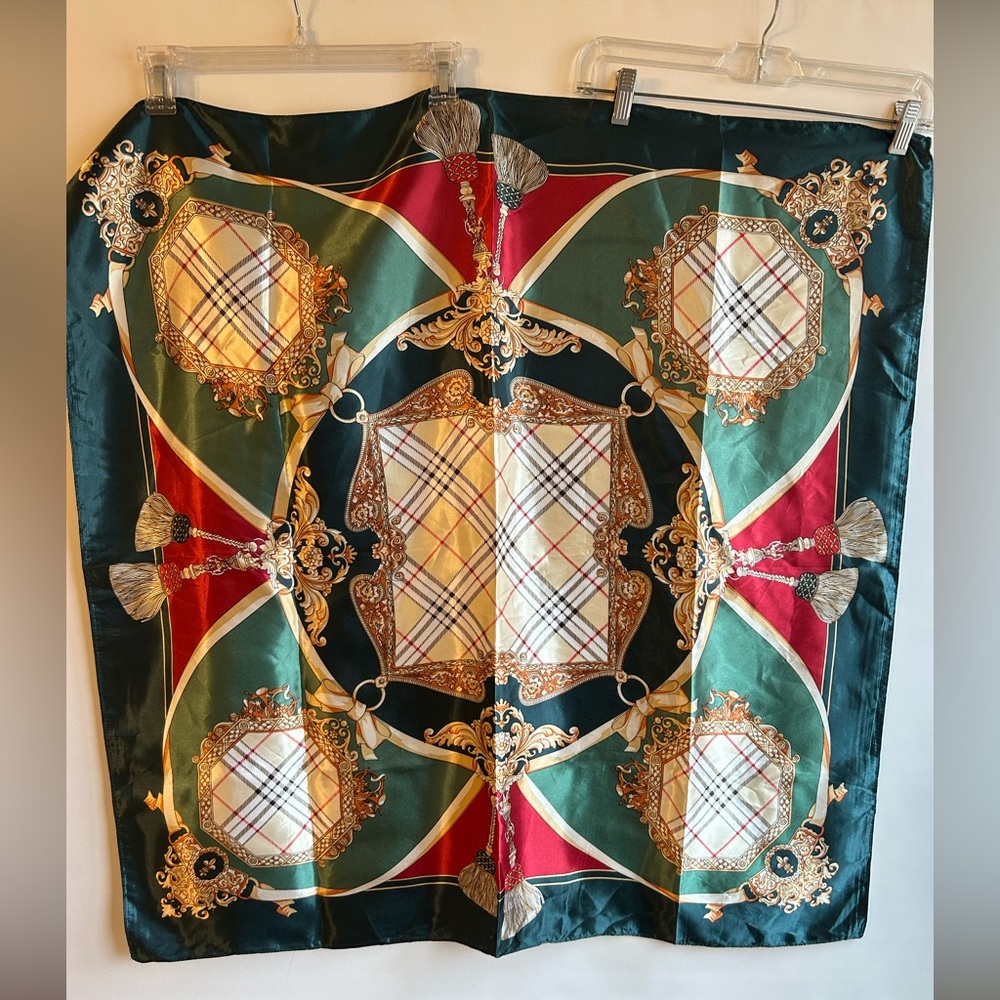 LARGE BEAUTIFUL PATTERN MULTI COLORS 100% SILK FEELING POLYESTER SCARF O/S